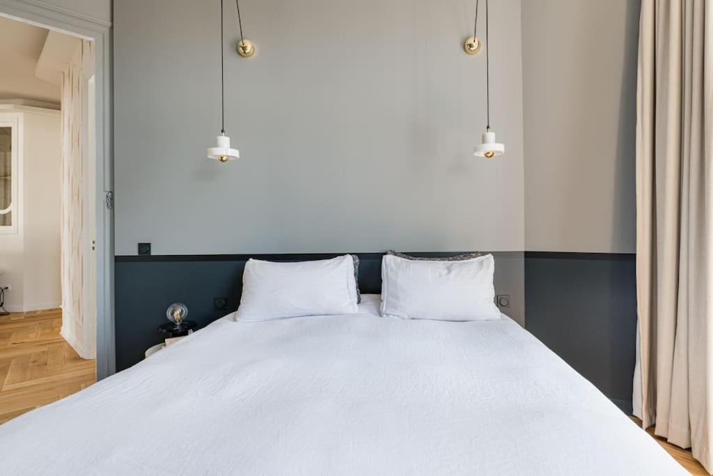 Beige Hospitalite - Apotheose Luxueux- 3 Chambres - Parking Prive Saint-Etienne  Exterior photo